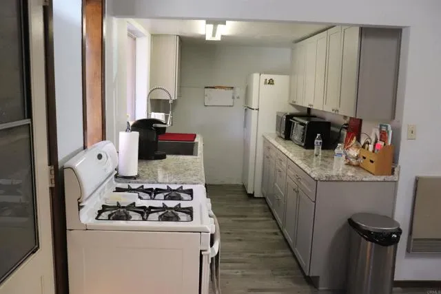https://cdn.realtyfeed.com/cdn/127/306260408/72f1ebfd59e391938ca5348a03750dd5.webp