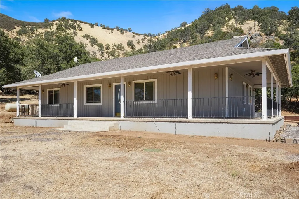 13480 Eastlake Drive, Clearlake, Ca 95422 - Photo 3 of 32, Clearlake, CA