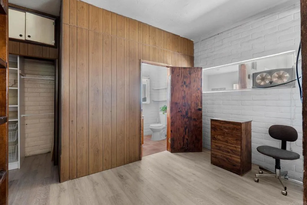 https://cdn.realtyfeed.com/cdn/127/306260760/121c6427269c7e4e798191e210ae709e.webp