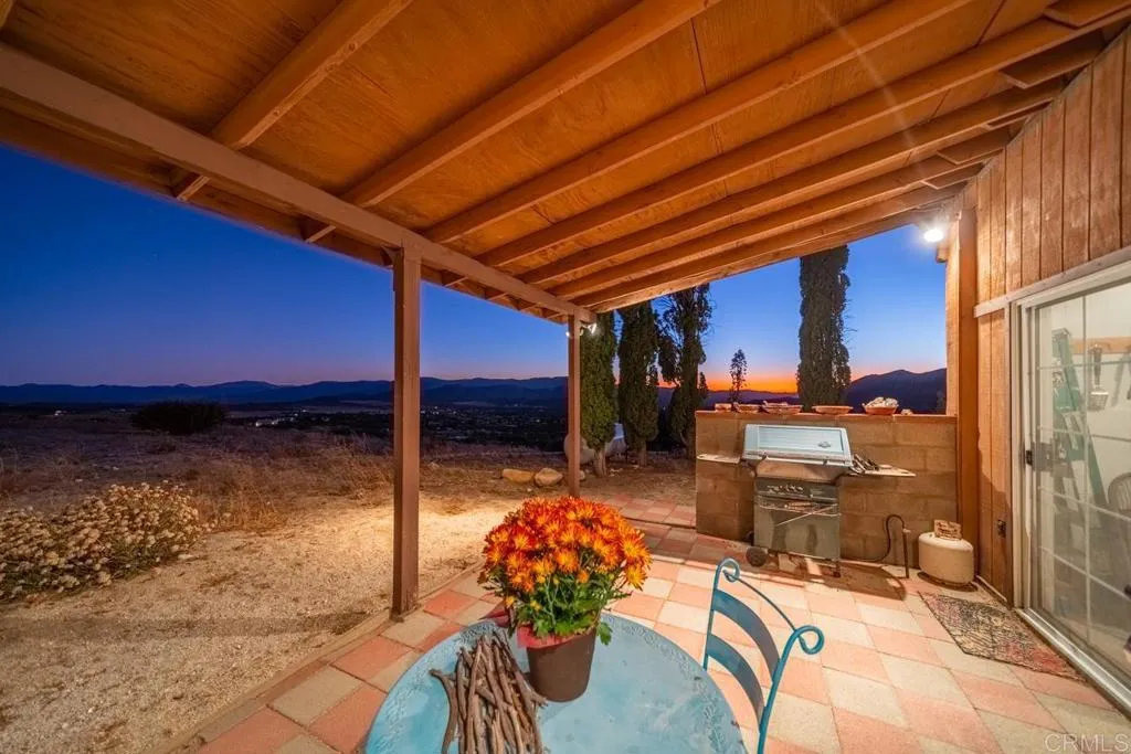 https://cdn.realtyfeed.com/cdn/127/306260760/480ca186ec557544fd376c41c30c6531.webp