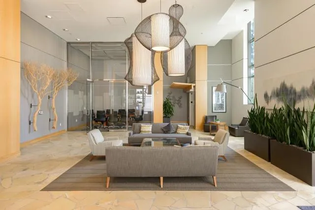 https://cdn.realtyfeed.com/cdn/127/306260761/490719336b8af30dc734375709a55dc3.webp