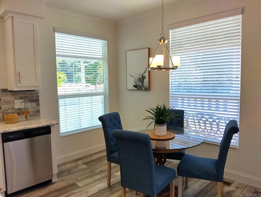 https://cdn.realtyfeed.com/cdn/127/306262569/31d1103184388c821d134a6d0be14b58.webp