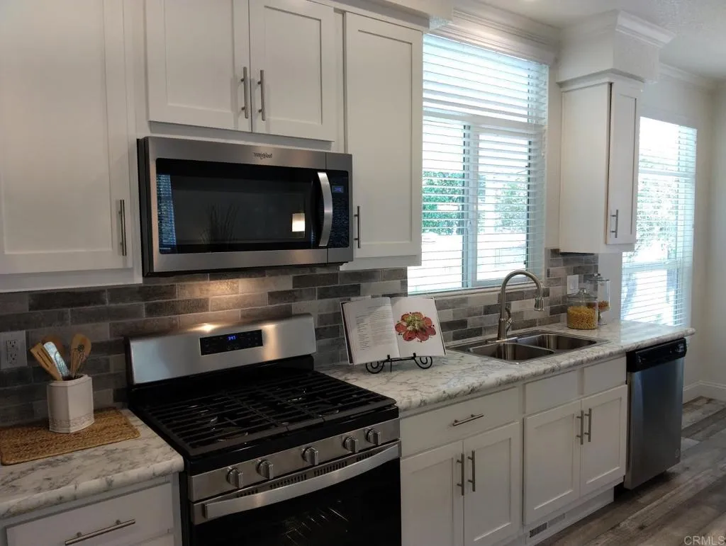 https://cdn.realtyfeed.com/cdn/127/306262569/dd37547cb64b9c32ef4aab686d275229.webp