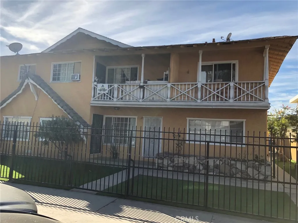 323 N Rose Street, Anaheim, Ca 92805 - Photo 2 of 6, Anaheim, CA