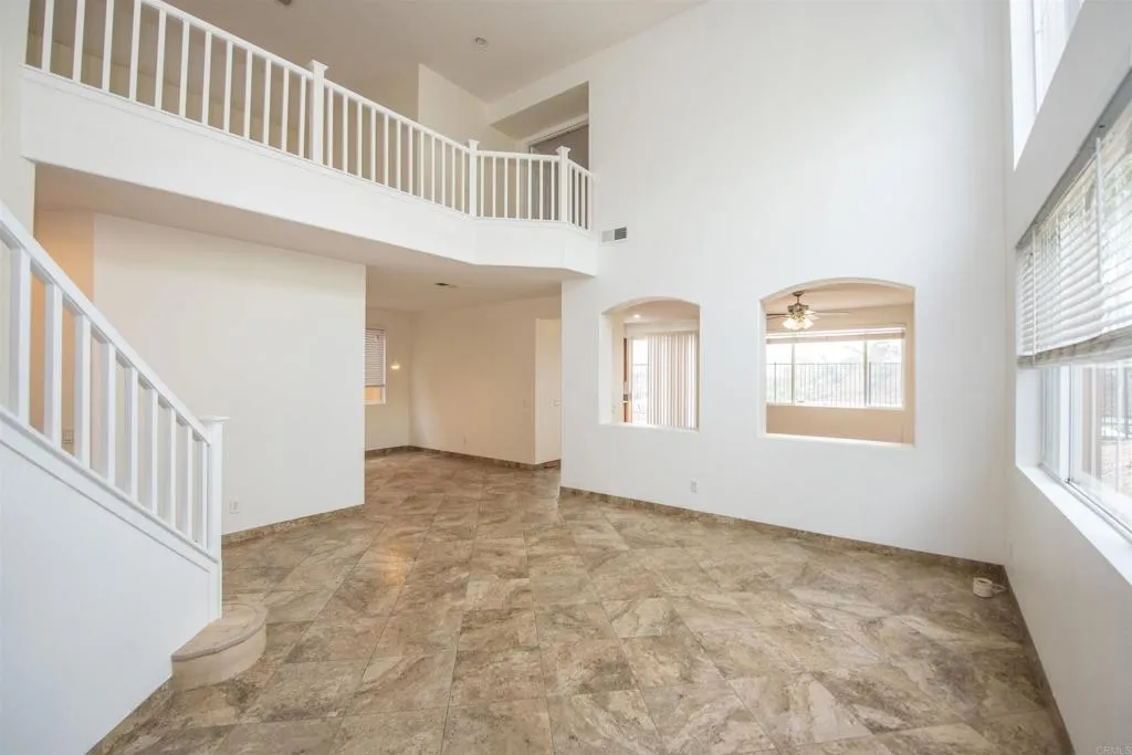 https://cdn.realtyfeed.com/cdn/127/306264749/27fdf68751c8b44c5f02856208c54dd7.webp