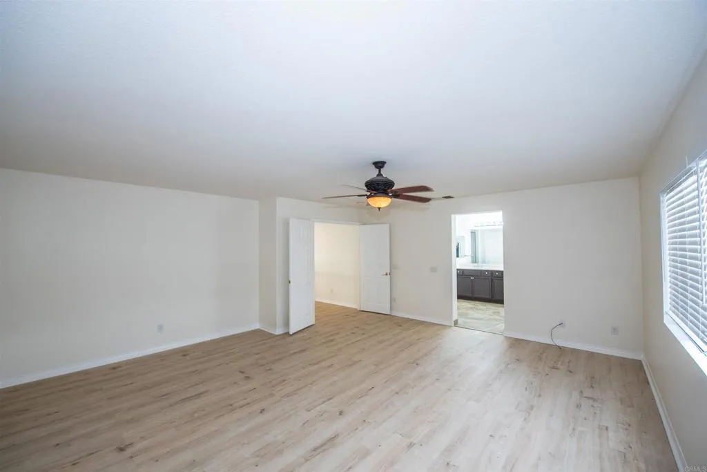 https://cdn.realtyfeed.com/cdn/127/306264749/4eaab6235bde2d123878180e0797fea1.webp