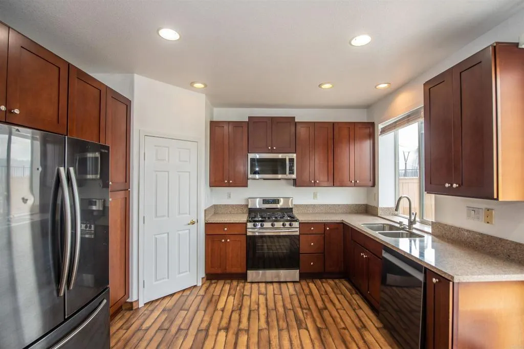 https://cdn.realtyfeed.com/cdn/127/306264749/586be950dd7a776ae329e5bba380011a.webp