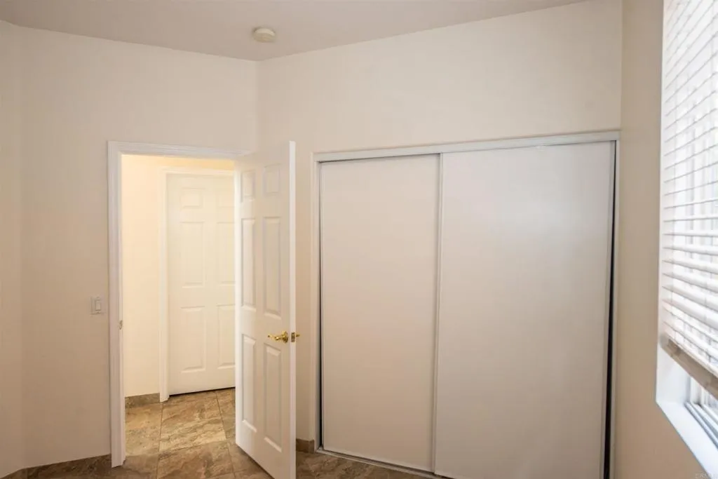 https://cdn.realtyfeed.com/cdn/127/306264749/7e1209ea2d2d528d5b65b21bd5f5fdfd.webp