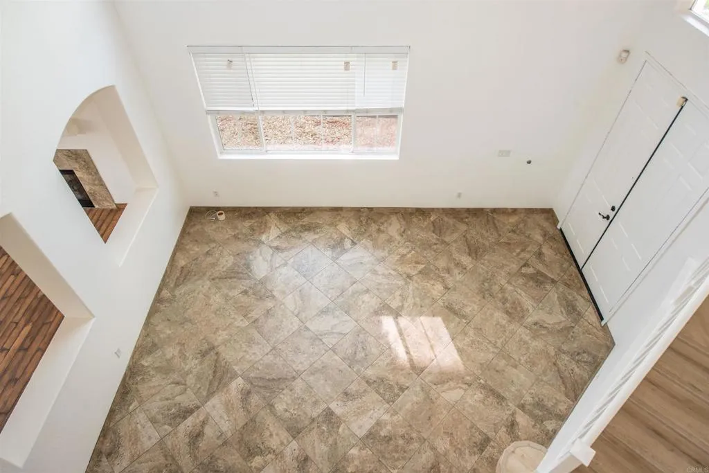 https://cdn.realtyfeed.com/cdn/127/306264749/803f470ad7396fff7c29c67e954e12f2.webp