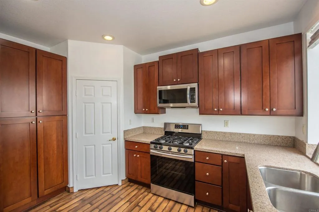 https://cdn.realtyfeed.com/cdn/127/306264749/c890010ed71d3fba0bf3fb6a6c749595.webp