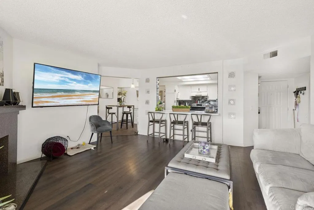 https://cdn.realtyfeed.com/cdn/127/306265206/4e384751e2b850aa5518e1d71a7ab8d6.webp
