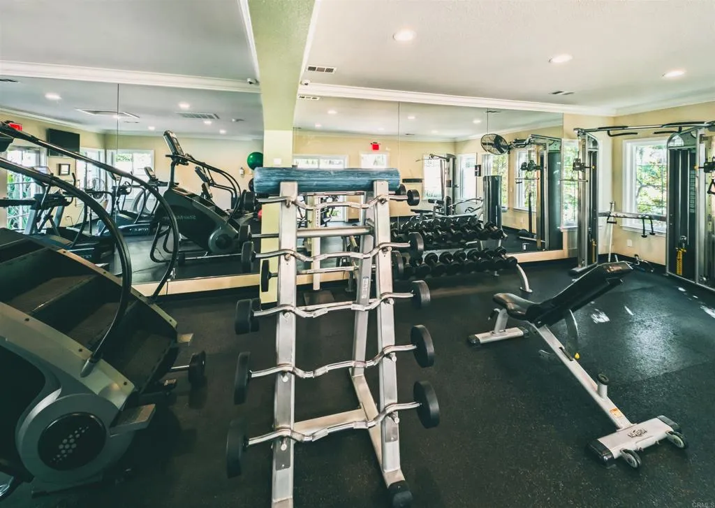 https://cdn.realtyfeed.com/cdn/127/306265926/64195060a87a6d5ec8cd7527be5f5ed5.webp