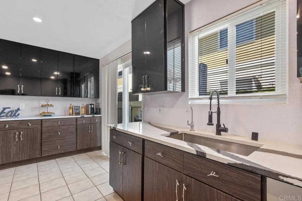 https://cdn.realtyfeed.com/cdn/127/306267203/d4b24f8ee555481d431bc94a711b5faf.webp