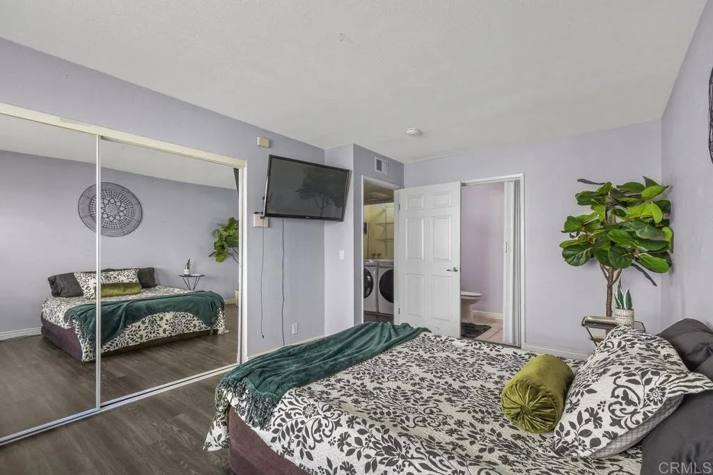 https://cdn.realtyfeed.com/cdn/127/306267203/df30f946db10317050b391ca6f7ea599.webp