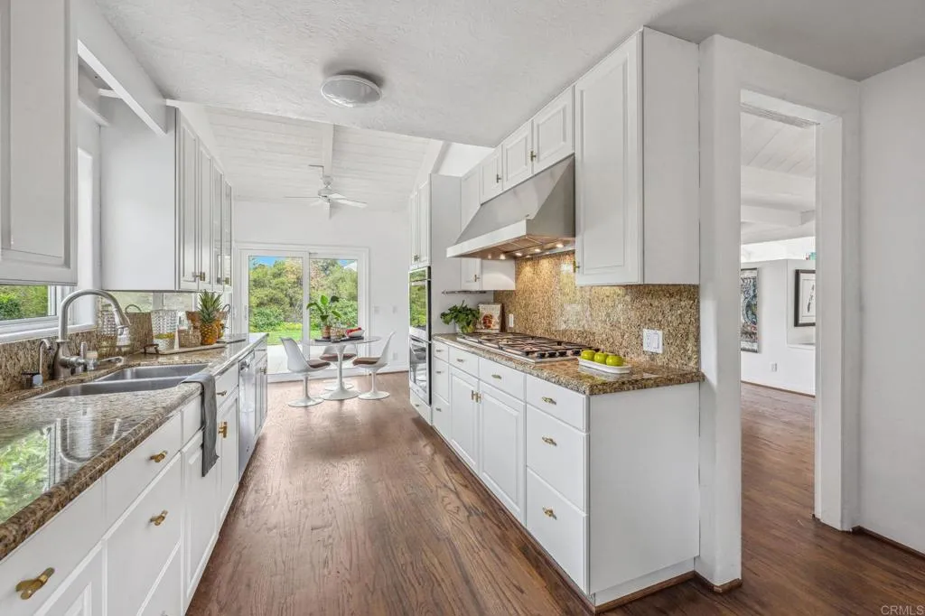 https://cdn.realtyfeed.com/cdn/127/306267434/07b819fcb4cd74c69eac40fa8b661b72.webp