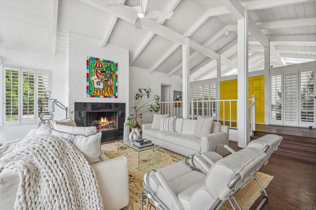 https://cdn.realtyfeed.com/cdn/127/306267434/57eb229822ccc1941826b0c001da526c.webp