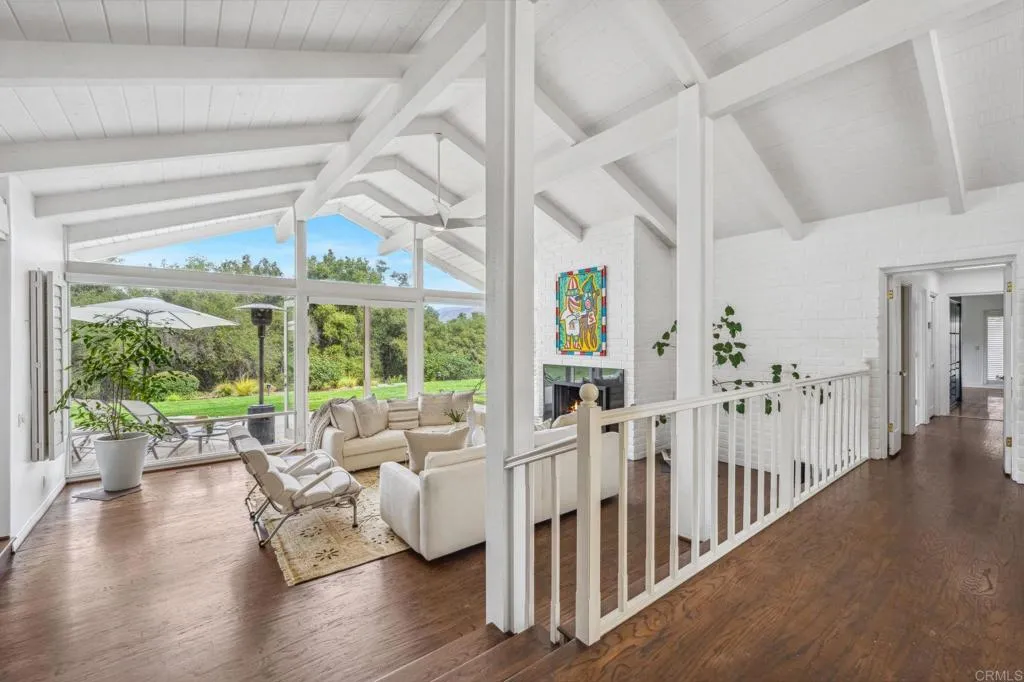 https://cdn.realtyfeed.com/cdn/127/306267434/6b49faa18cf2a35ff754601926b5c569.webp