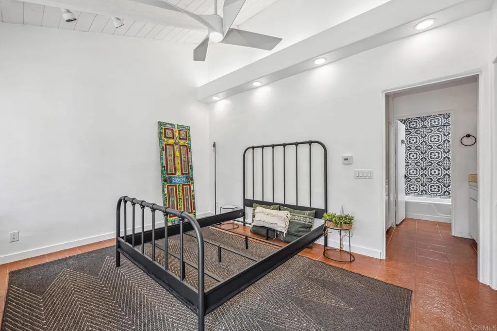 https://cdn.realtyfeed.com/cdn/127/306267434/9d9220d86caba0ed34e0d7bc6f5f5015.webp