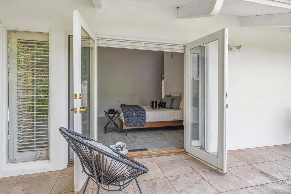 https://cdn.realtyfeed.com/cdn/127/306267434/d59517aae4f52a6114b4d76d23ea9b3b.webp
