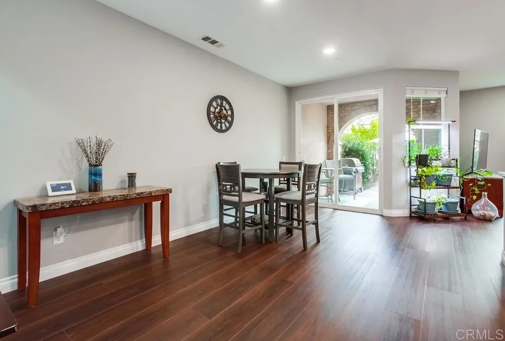 Photo #4: PTP2405697 Listing 