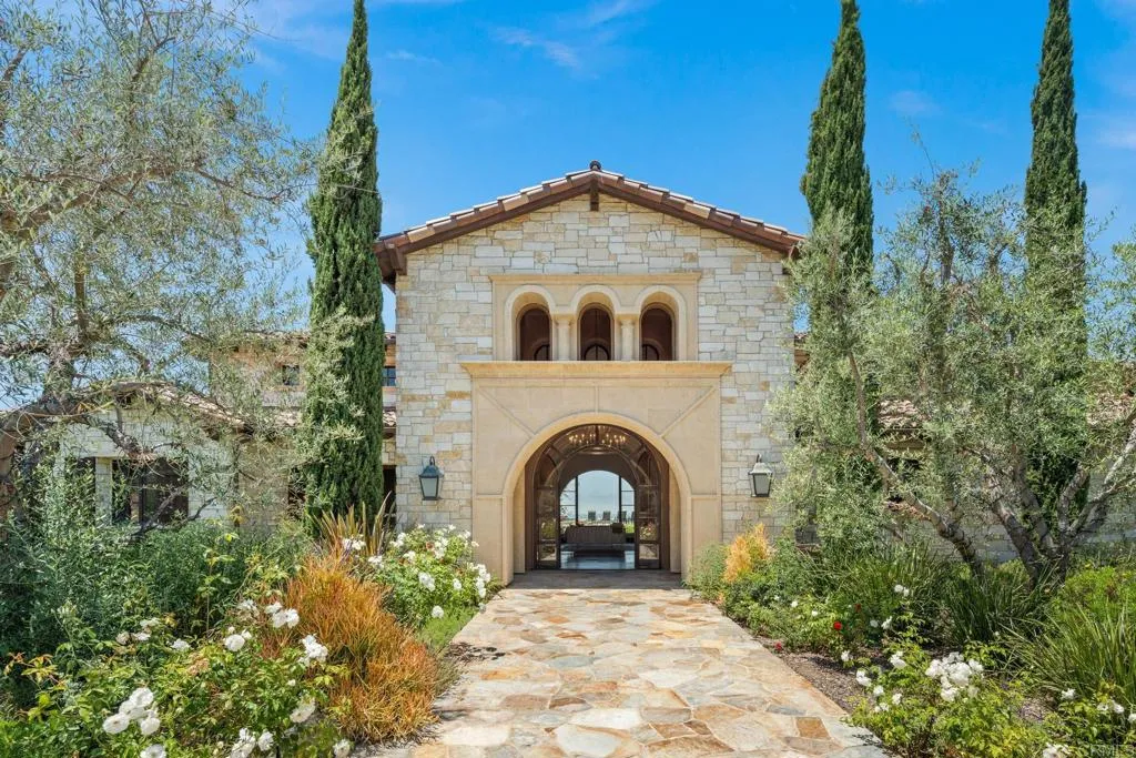 https://cdn.realtyfeed.com/cdn/127/306268020/821394f62fb951ed327668da95a882e8.webp