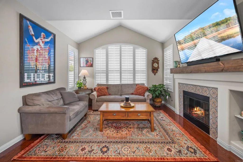 https://cdn.realtyfeed.com/cdn/127/306268993/6261bbca3495a4befb70e829acbc00e4.webp