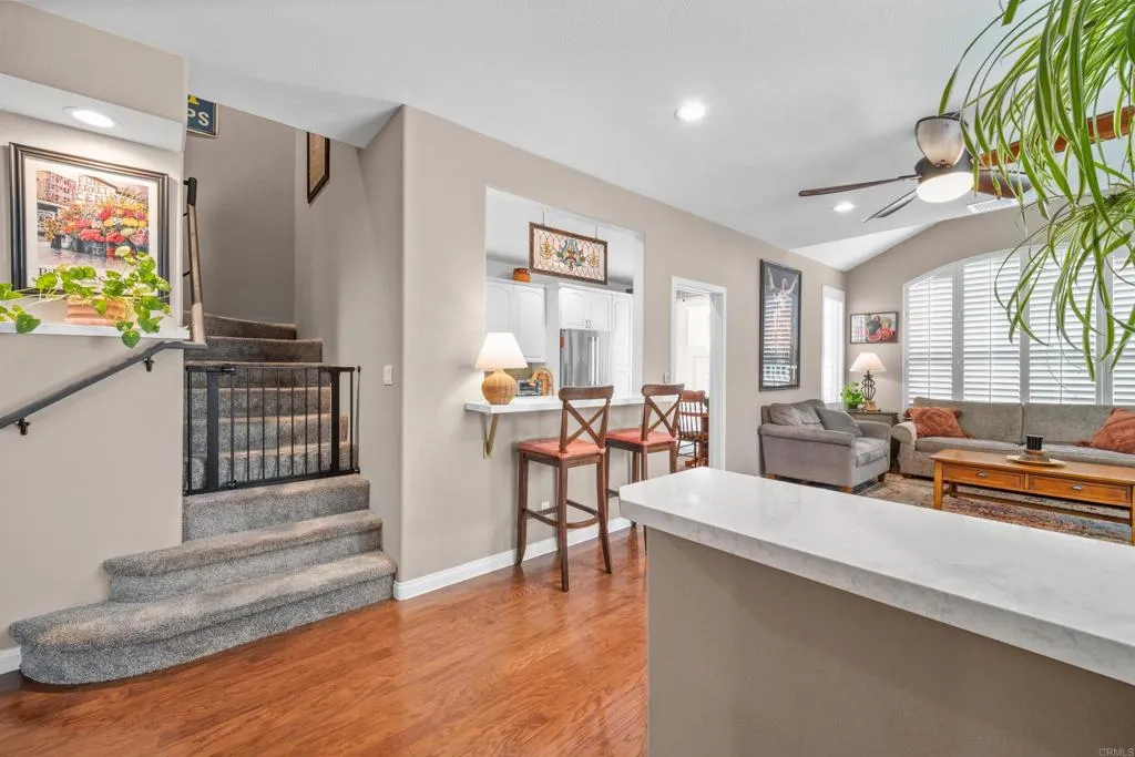 https://cdn.realtyfeed.com/cdn/127/306268993/a546bee401394c2cbe754bd6bfa64fe9.webp