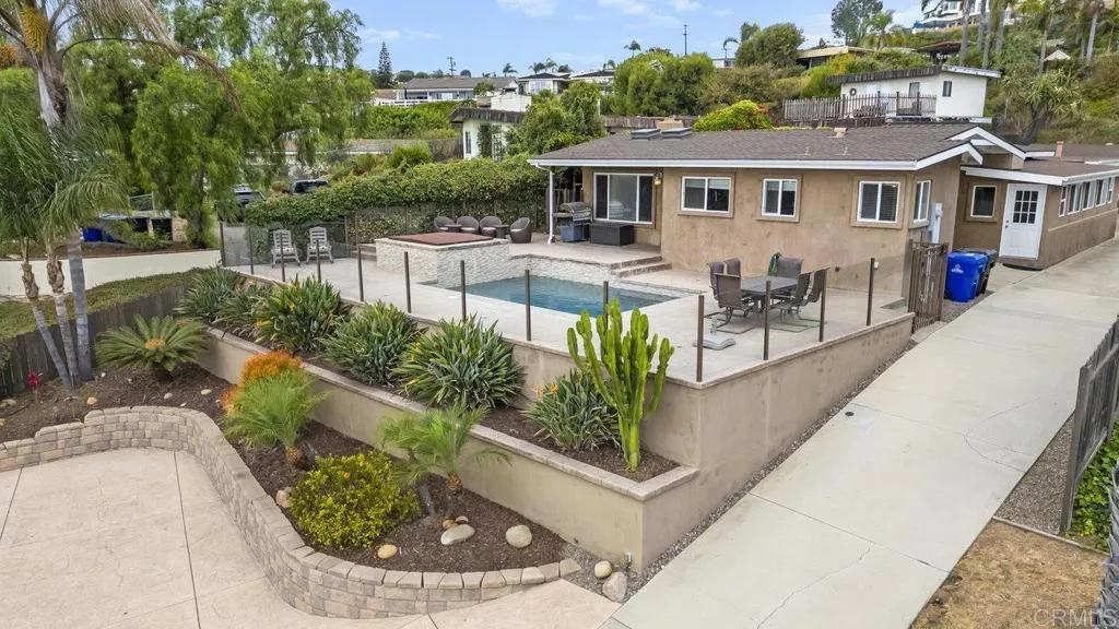 https://cdn.realtyfeed.com/cdn/127/306269646/0de59ef63657e211d52537df8f318d40.webp