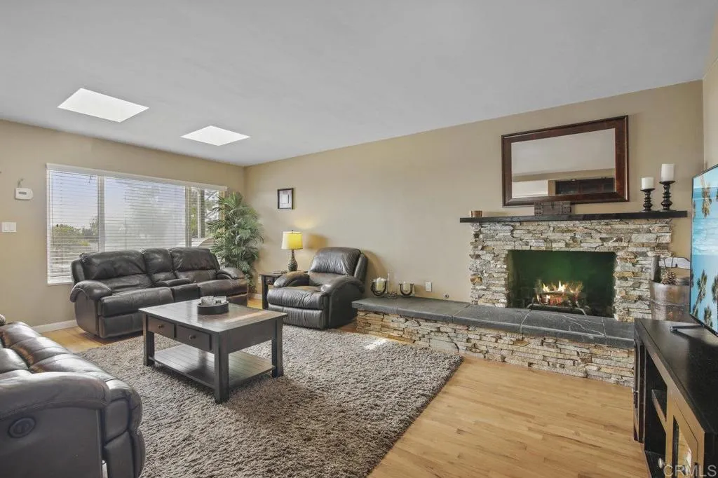 https://cdn.realtyfeed.com/cdn/127/306269646/9bd0f5b07c4c1174e0da603543041559.webp