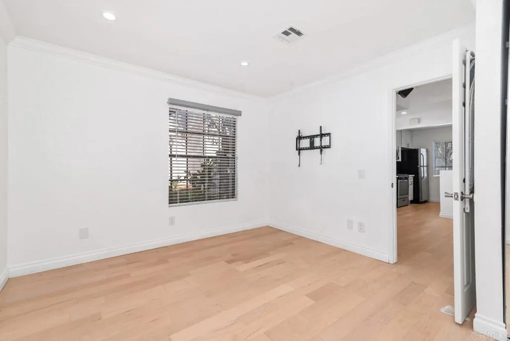 https://cdn.realtyfeed.com/cdn/127/306270845/12de68a00d3b58e3f18470ad25e7d77b.webp
