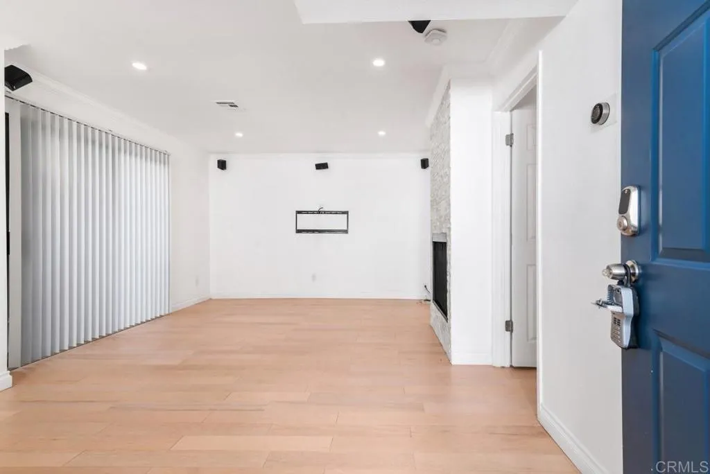Photo #4: NDP2408497 Listing 