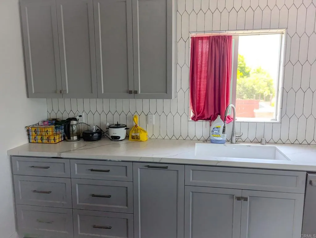 https://cdn.realtyfeed.com/cdn/127/306271366/08bd90299c8b6407026e67a2a3da23e1.webp
