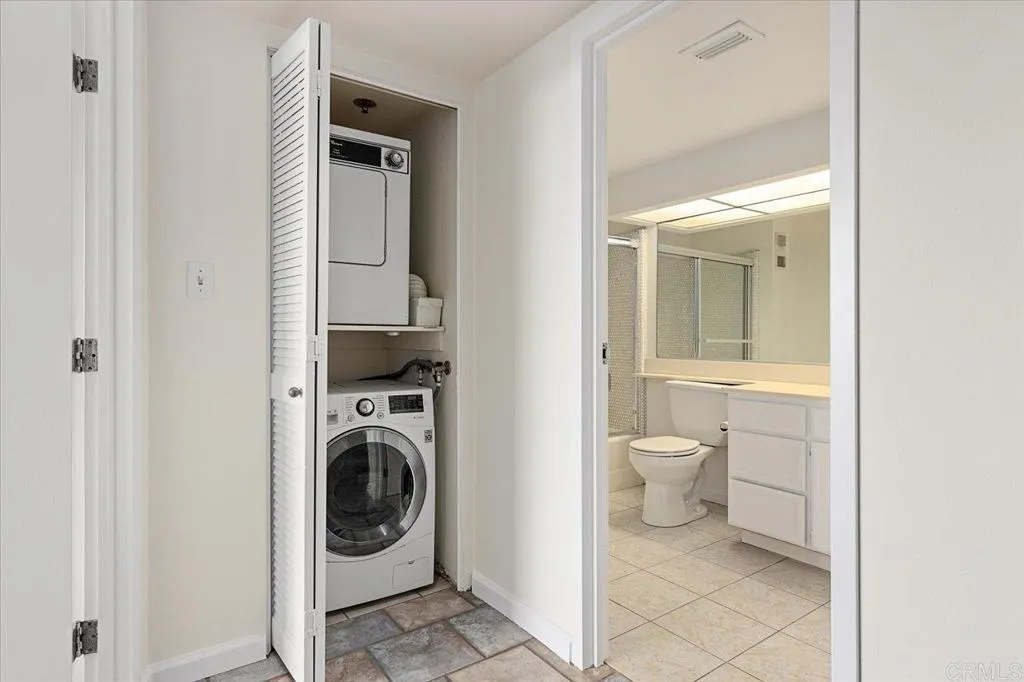 https://cdn.realtyfeed.com/cdn/127/306272308/2f1230f784df35373b6985231370a8ca.webp