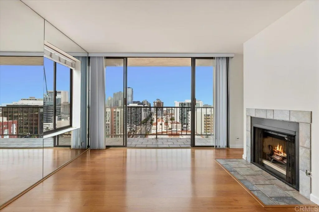 https://cdn.realtyfeed.com/cdn/127/306272308/bd4d69502f8eead3d2b05aed78b9e726.webp