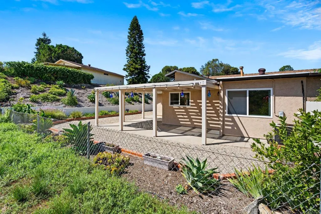 https://cdn.realtyfeed.com/cdn/127/306272335/85718b9cc31a21a0c534402b7be74ac0.webp