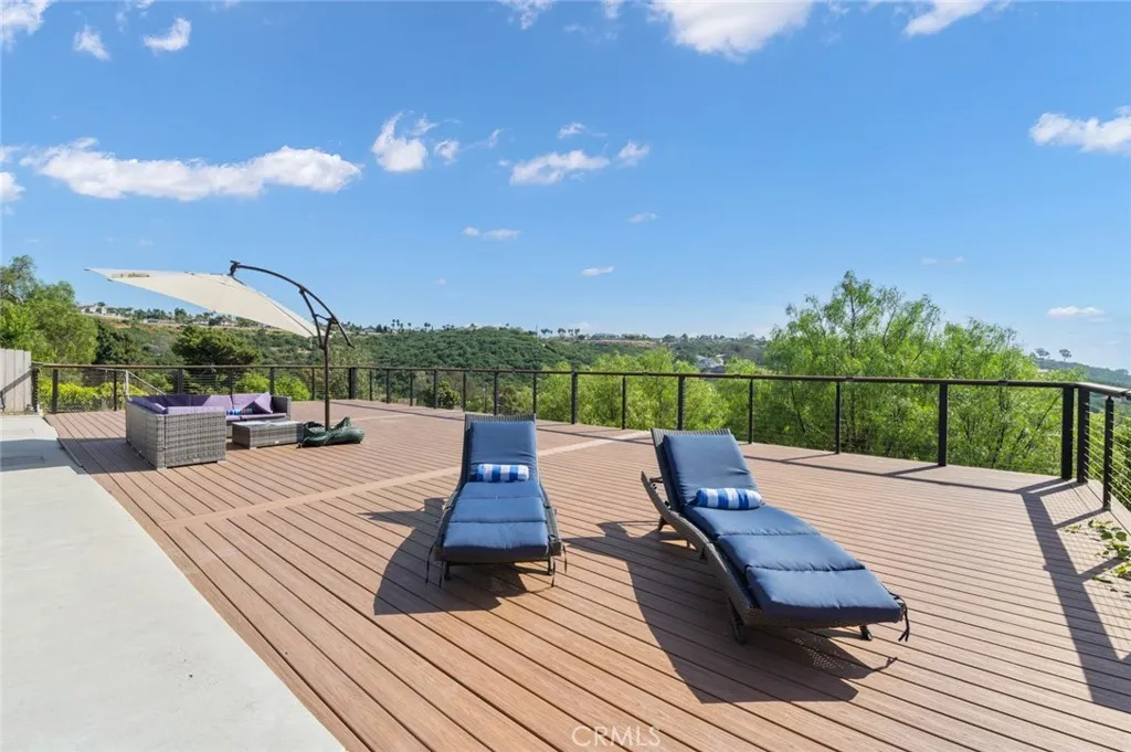 https://cdn.realtyfeed.com/cdn/127/306272336/59932d8d82eb39c36928b359eedc7aa8.webp