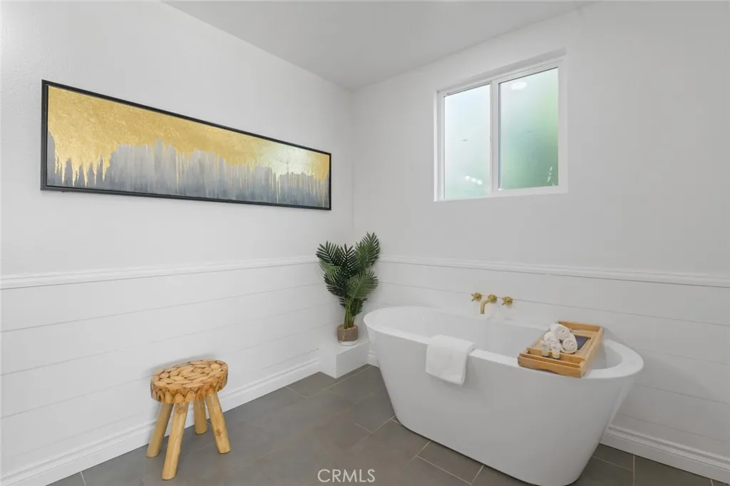 https://cdn.realtyfeed.com/cdn/127/306272336/8c8e6cd3cb98e3a4417de62af9598a3e.webp
