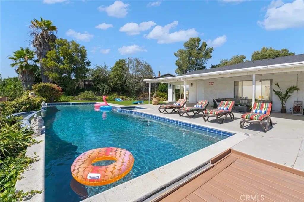 https://cdn.realtyfeed.com/cdn/127/306272336/ac92c34d40f7a9acf7442cfbed32c85e.webp