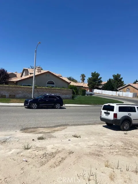 4 Georgia, Lancaster, CA, 93536