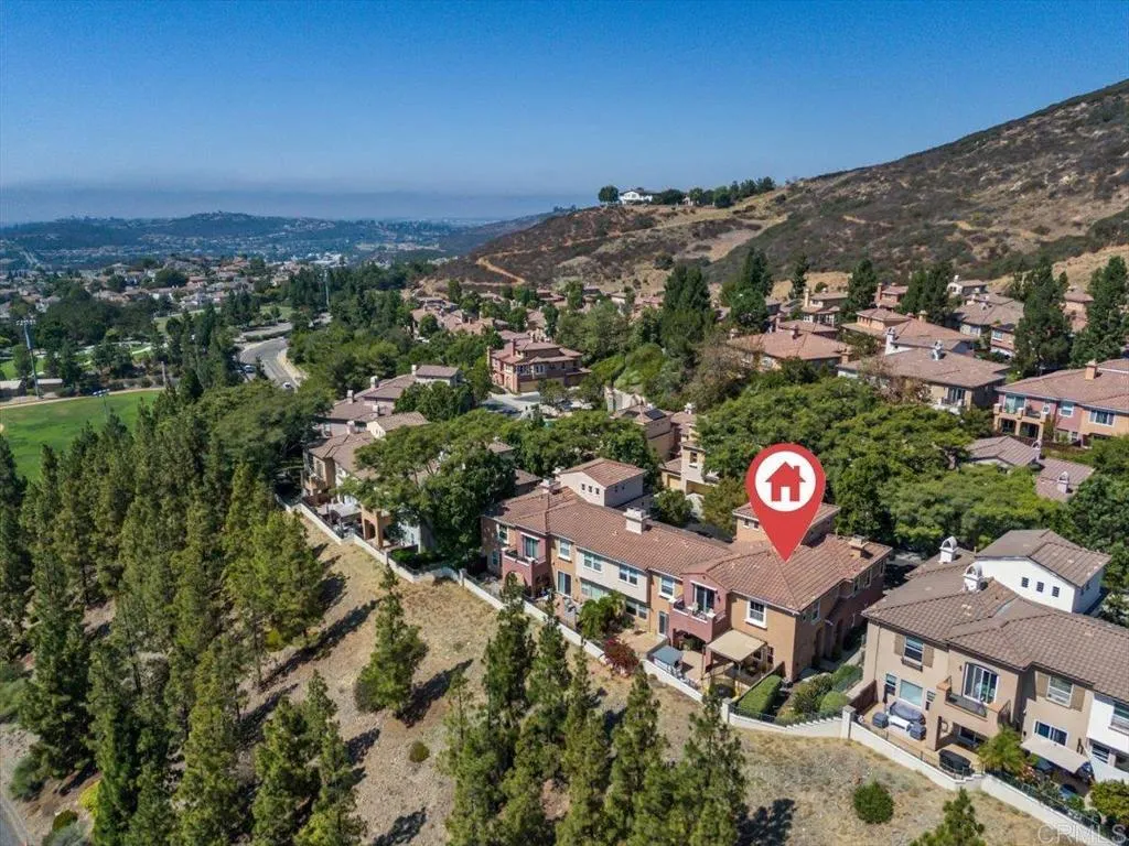 https://cdn.realtyfeed.com/cdn/127/306272946/4931eeb32b528af894e895387387fcd6.webp