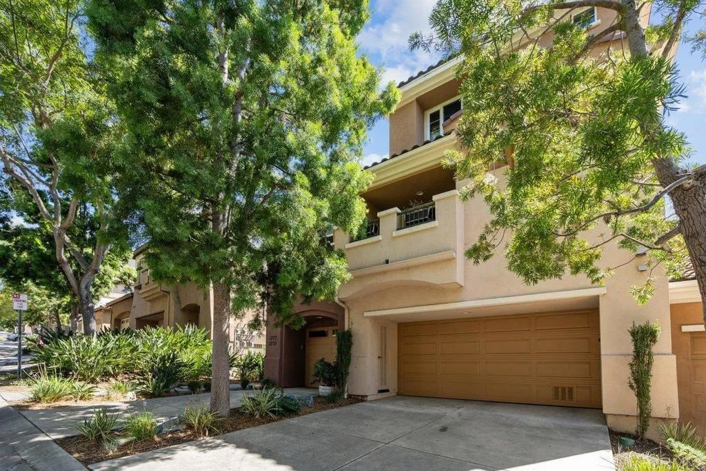 https://cdn.realtyfeed.com/cdn/127/306272946/9e059c0cc084006d180d8e943fb7bfe9.webp