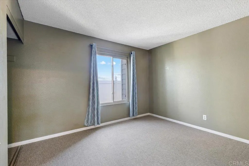 https://cdn.realtyfeed.com/cdn/127/306273594/321f401c6295b4e43033ddf441e4f20f.webp