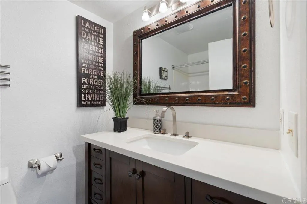 https://cdn.realtyfeed.com/cdn/127/306273594/50b64f8d7dbea9c39c0f8123bbea893b.webp
