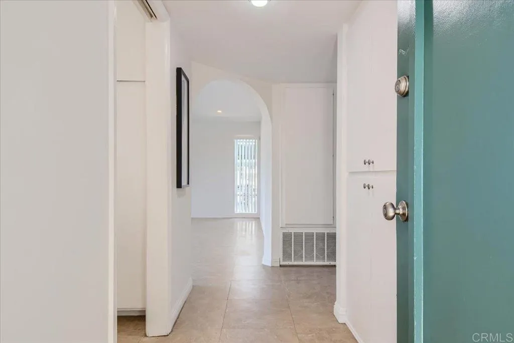 https://cdn.realtyfeed.com/cdn/127/306274779/803733c8674219790ea98daf3b6803a3.webp