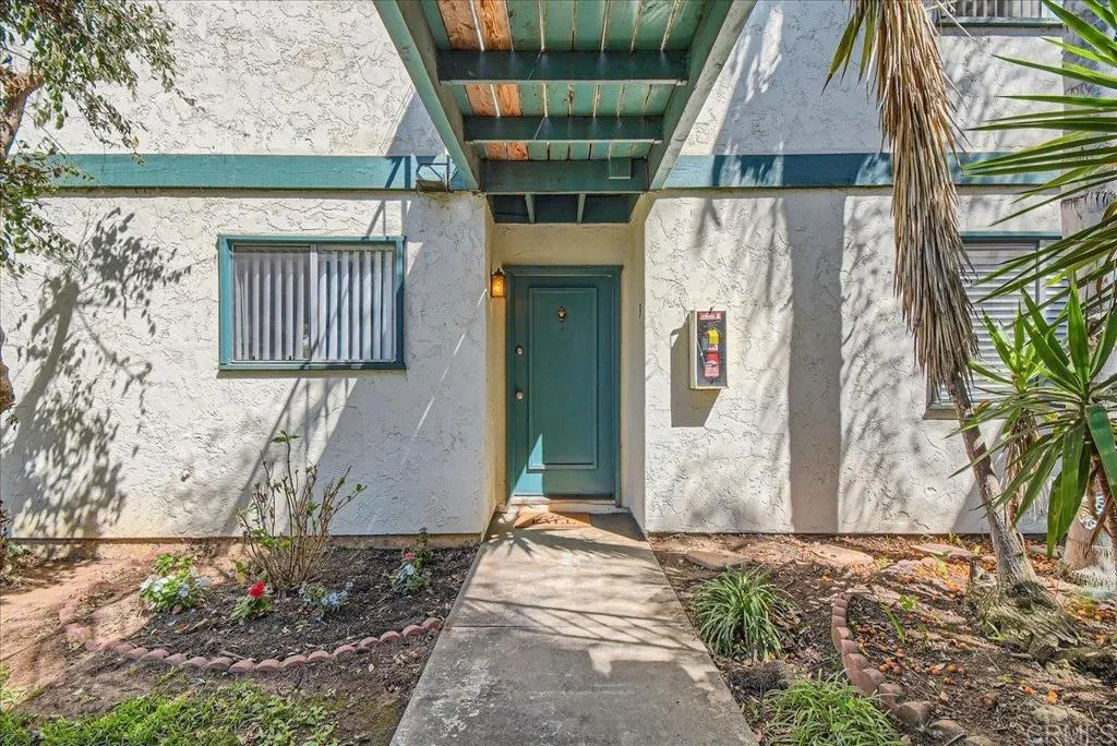 https://cdn.realtyfeed.com/cdn/127/306274779/aee35f737fa01bf0c614840fb26c44ee.webp