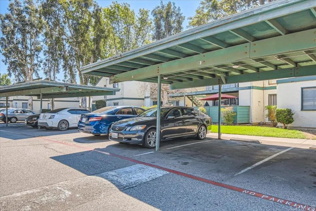https://cdn.realtyfeed.com/cdn/127/306274779/c61545826573892110bc3592ffb0bf48.webp