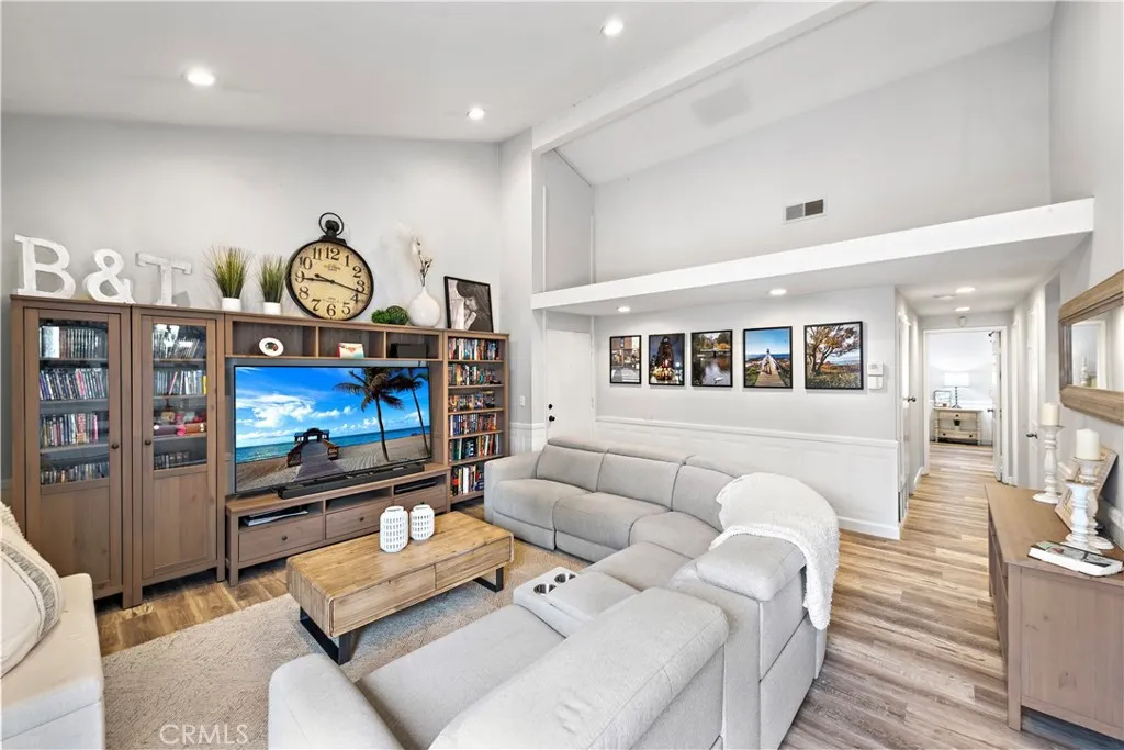 Photo #4: PW24200671 Listing 