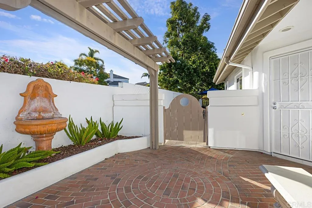Photo #4: NDP2408854 Listing 