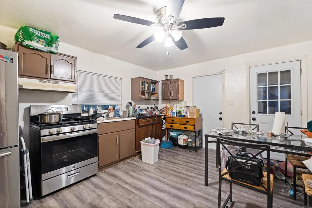 https://cdn.realtyfeed.com/cdn/127/306279635/b22135a31d7b35203d553995489ed177.webp