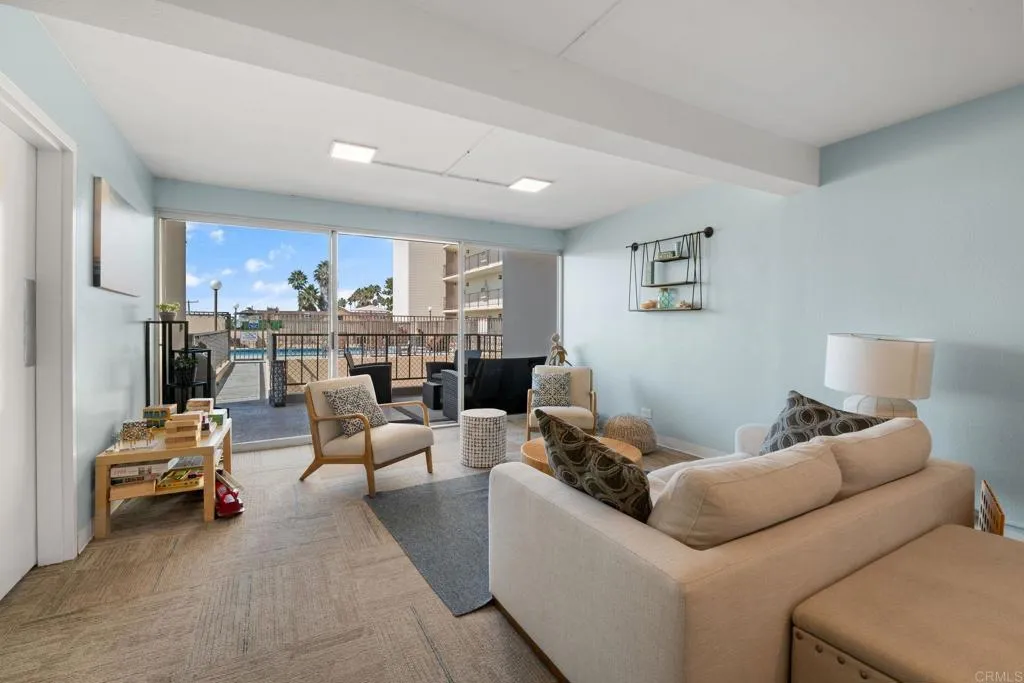 https://cdn.realtyfeed.com/cdn/127/306279773/039ba36421b69f16ad90d99b094191b0.webp